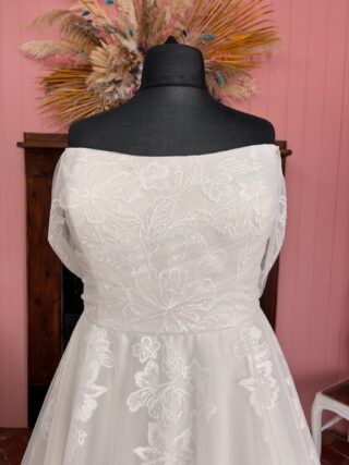 White Rose | Wedding Dress | A Line | RB188S