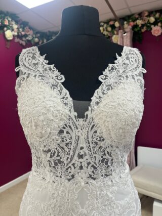 Signature | Wedding Dress | Fishtail | FLB126N