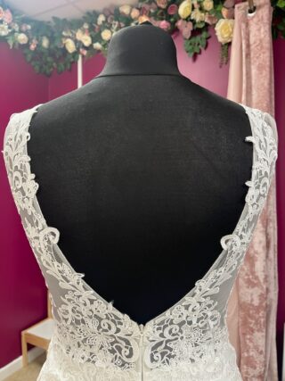 Signature | Wedding Dress | Fishtail | FLB126N