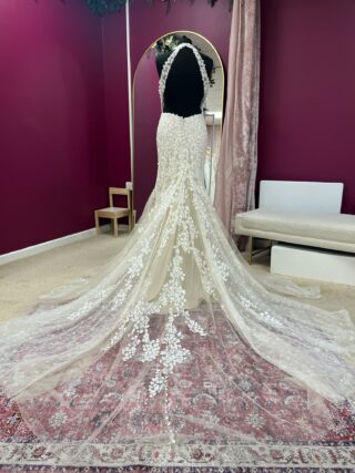 Madison James | Wedding Dress | Fit To Flare | FLB128N