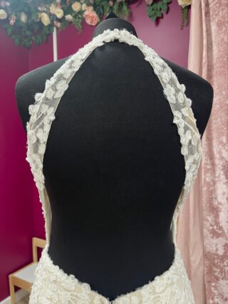 Madison James | Wedding Dress | Fit To Flare | FLB128N