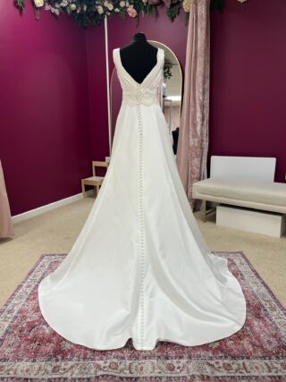 Diane Harbridge | Wedding Dress | A Line | FLB133N
