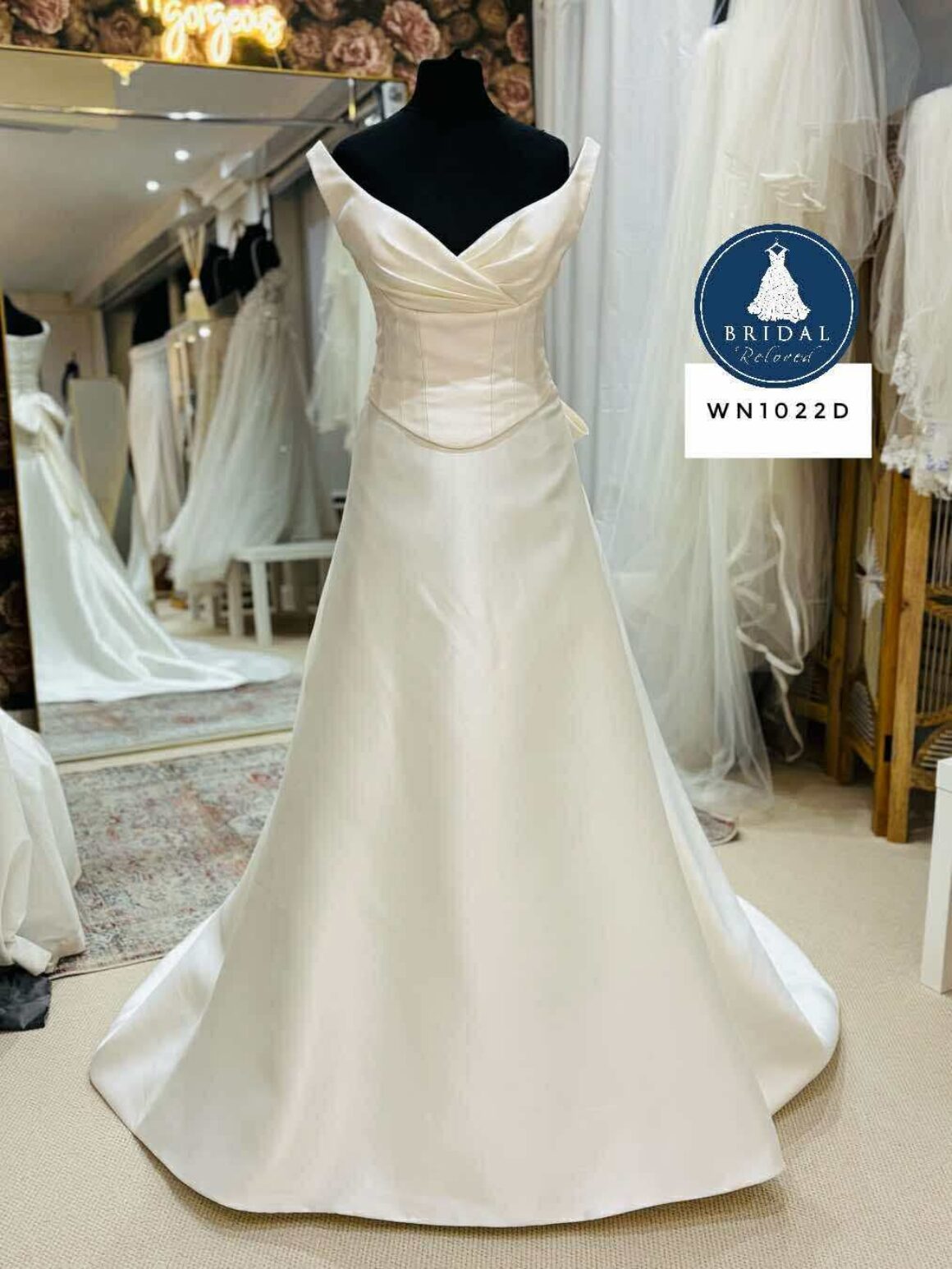 Alan Hannah | Wedding Dress | A Line | WN1022D