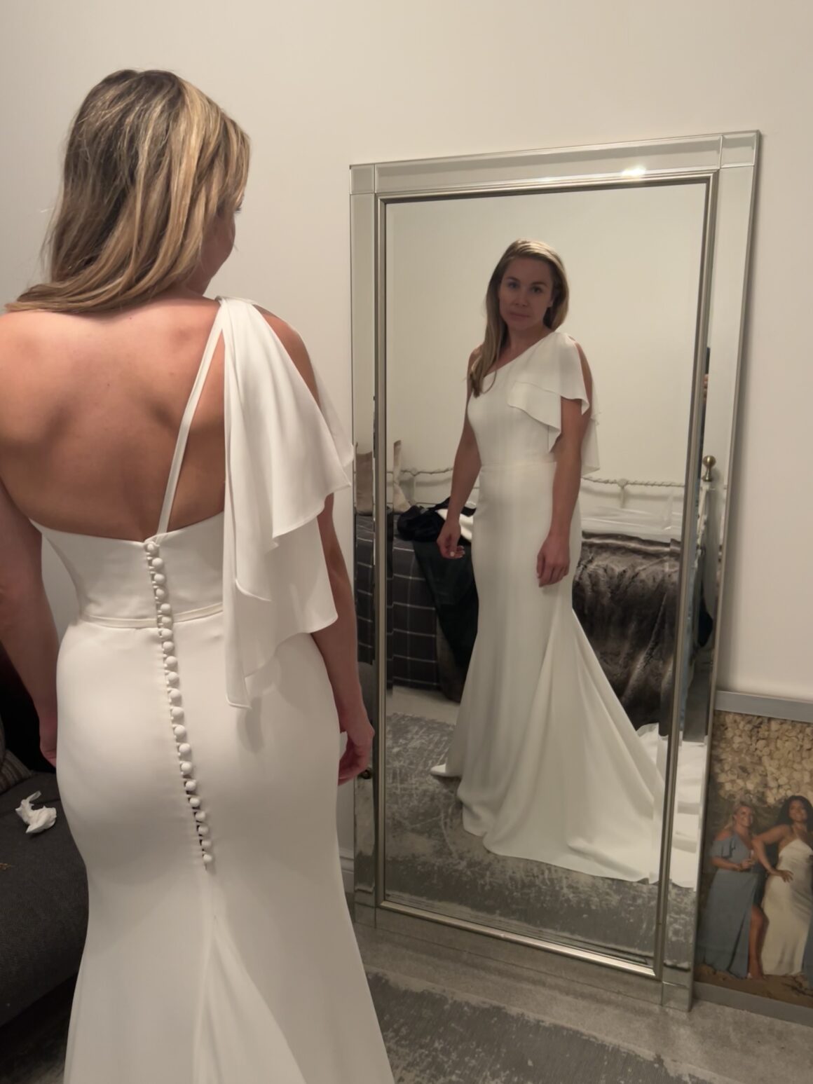Suzanne Neville | Wedding Dress | Fit to Flare | C9903