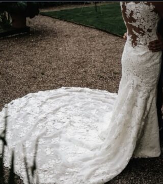 Pronovias | Wedding dress | Fit to Flare | C9905