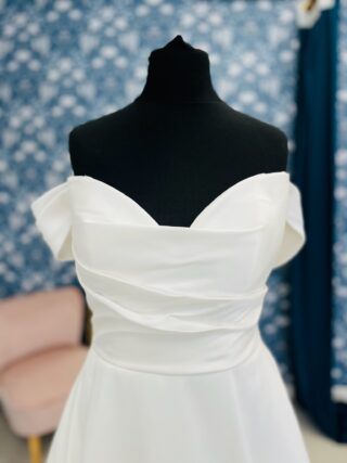 Nicole Colet | Wedding Dress | A Line | CF282B