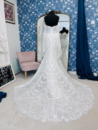 Luna Novias | Wedding Dress | Fit To Flare | CF283B
