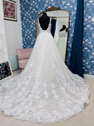 Martina Liana | Wedding Dress | A Line | CF287