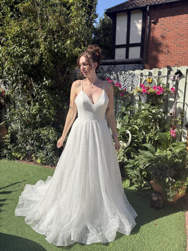 Unknown designer | Wedding dress | Aline | C9915