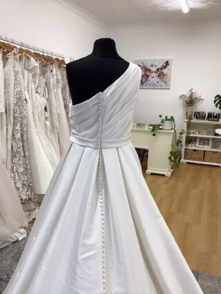 Donna Salado | Wedding Dress | A Line | T703F