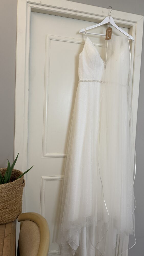 True Bride | Wedding dress | Aline | C9931
