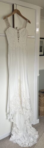Badgley Mischka | Wedding dress | Fit to Flare |  C9914