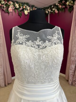 Pure Bridal | Wedding Dress | A Line | FLB149N