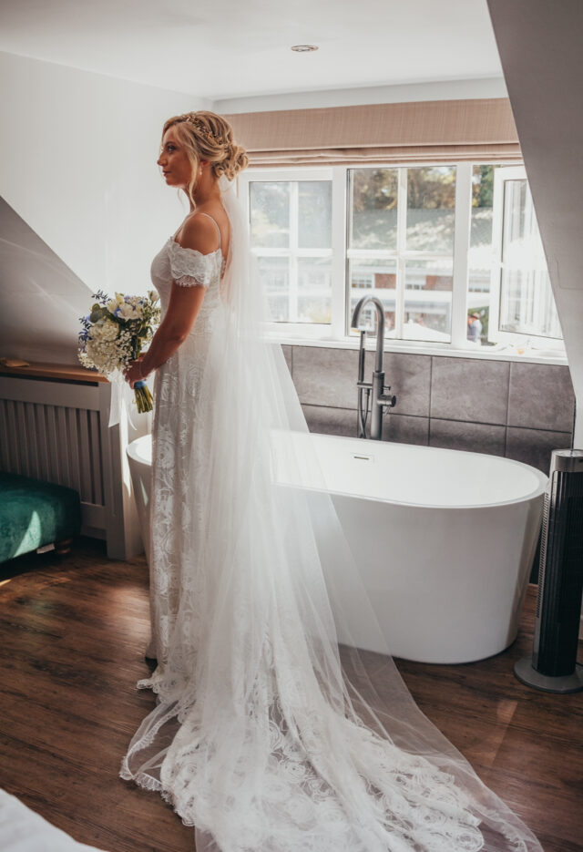 Grace Loves Lace | Wedding dress | Aline  |  C9923