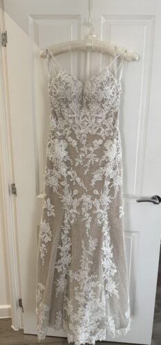 Essense of Australia | Wedding dress | Trumpet | C9881