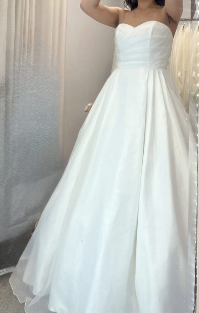 Lore White | Wedding dress | Aline | C9930