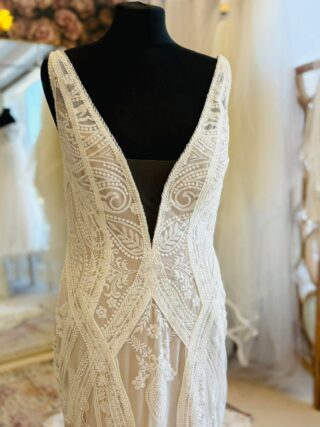 Rue De Seine | Wedding Dress | Fit To Flare | WN1070