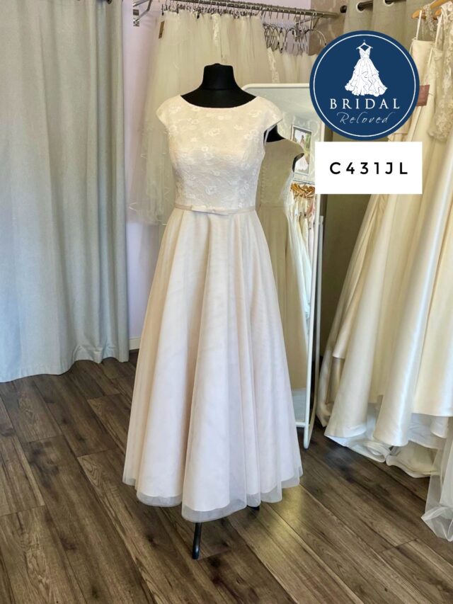 Lou Lou | Wedding Dress | A Line | C431JL