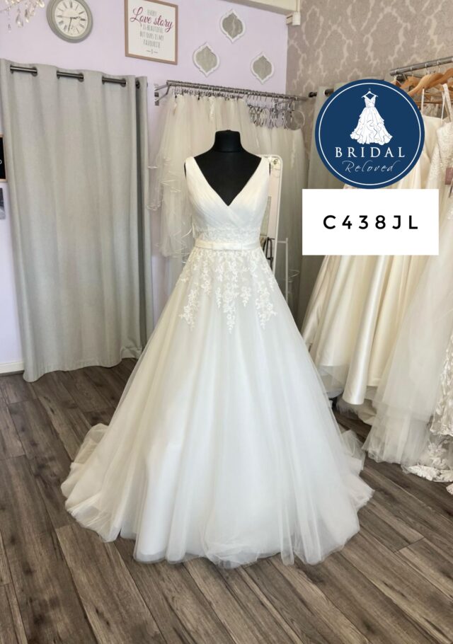 Pronovias | Wedding Dress | A Line | C438JL