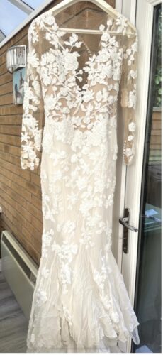 Pronovias | Wedding dress | Fit to Flare | C9995