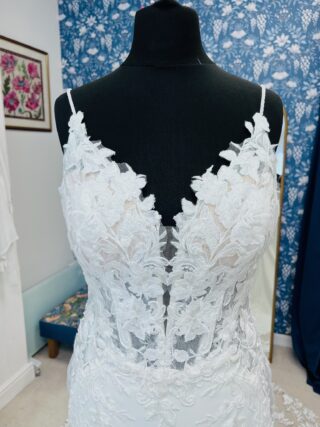 Enzoani | Wedding Dress | Fit To Flare | CF298B