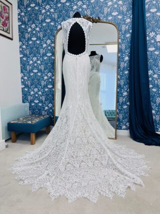 Beautiful | Wedding Dress | Fit To Flare | CF294B