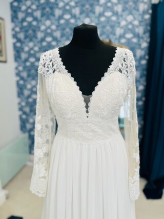 Gaia | Wedding Dress | A Line | CF305B
