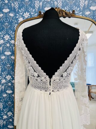 Gaia | Wedding Dress | A Line | CF305B