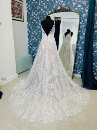 Madi Lane | Wedding Dress | A Line | CF323B