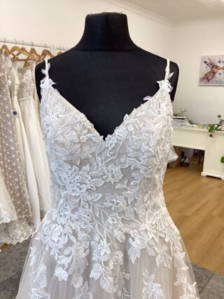 Ladybird | Wedding Dress | A Line | T711F