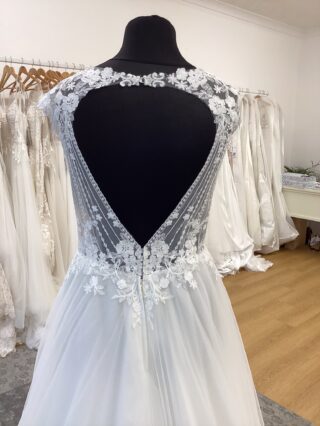 Tres Chic | Wedding Dress | A Line | T709F