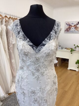 Maggie Sottero | Wedding Dress | Fit To Flare | T713