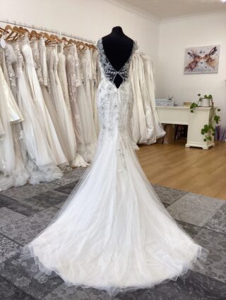 Maggie Sottero | Wedding Dress | Fit To Flare | T713
