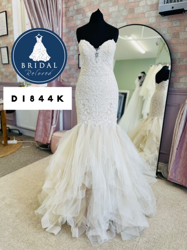 Badgley Mischka | Wedding Dress | Fishtail | D1844K