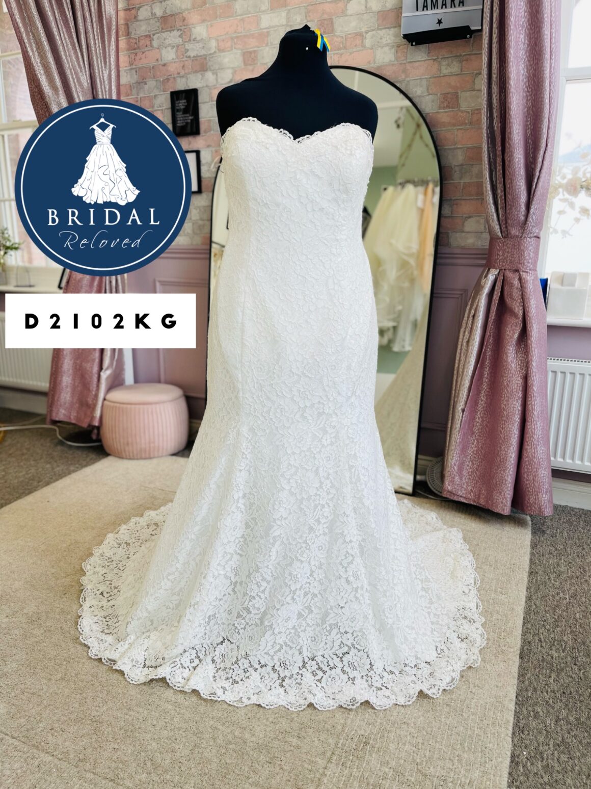Alana Rose | Wedding Dress | A Line | D2102KG