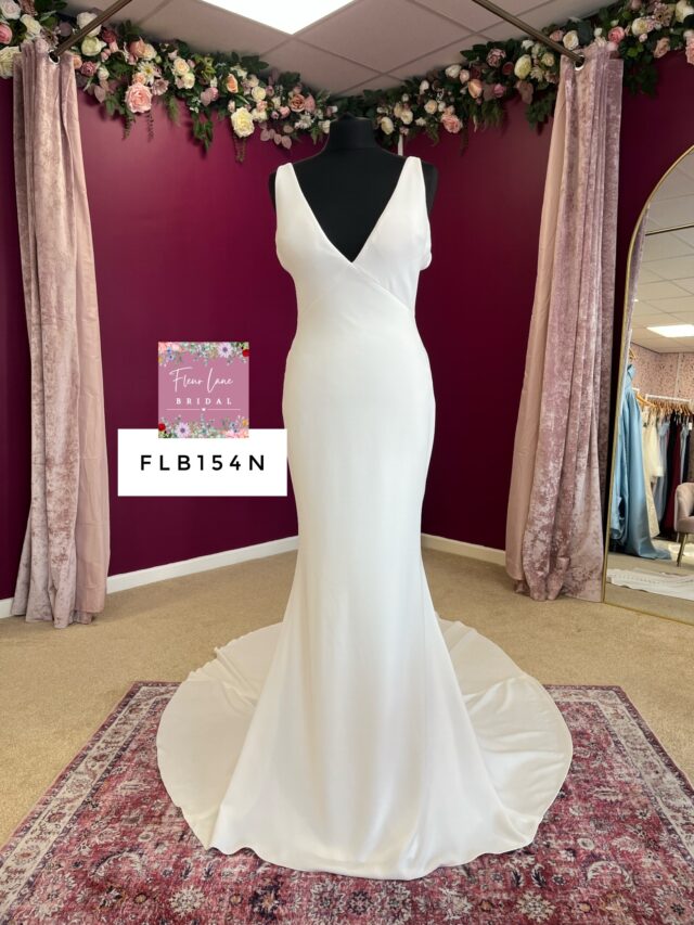 Enzoani | Wedding Dress | Fit To Flare | FLB154N