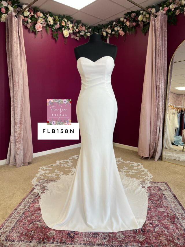 Enzoani | Wedding Dress | Fit To Flare | FLB158N