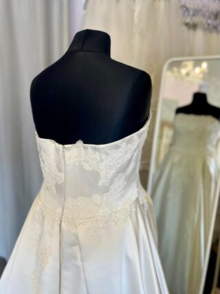 Enzoani | Wedding Dress | A Line | C437JL