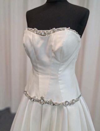 Maggie Sottero | Wedding Dress | Drop Waist | N380E