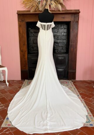 Enzoani | Wedding Dress | Fit To Flare | RB209S