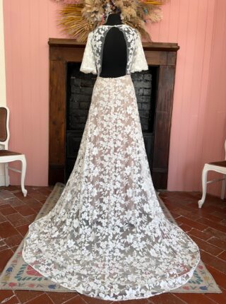 E & W Couture | Wedding Dress | A Line | RB251S