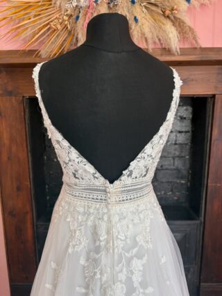 Maggie Sottero | Wedding Dress | A Line | RB224S
