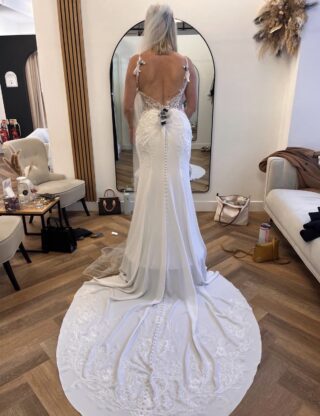 Enzoani | Wedding Dress | Fit to Flare | C10104