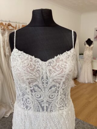 Veni Infantino | Wedding Dress | Fit To Flare | T719F
