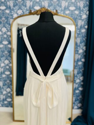 Catherine Deane | Wedding Dress | Fit To Flare | CF322B