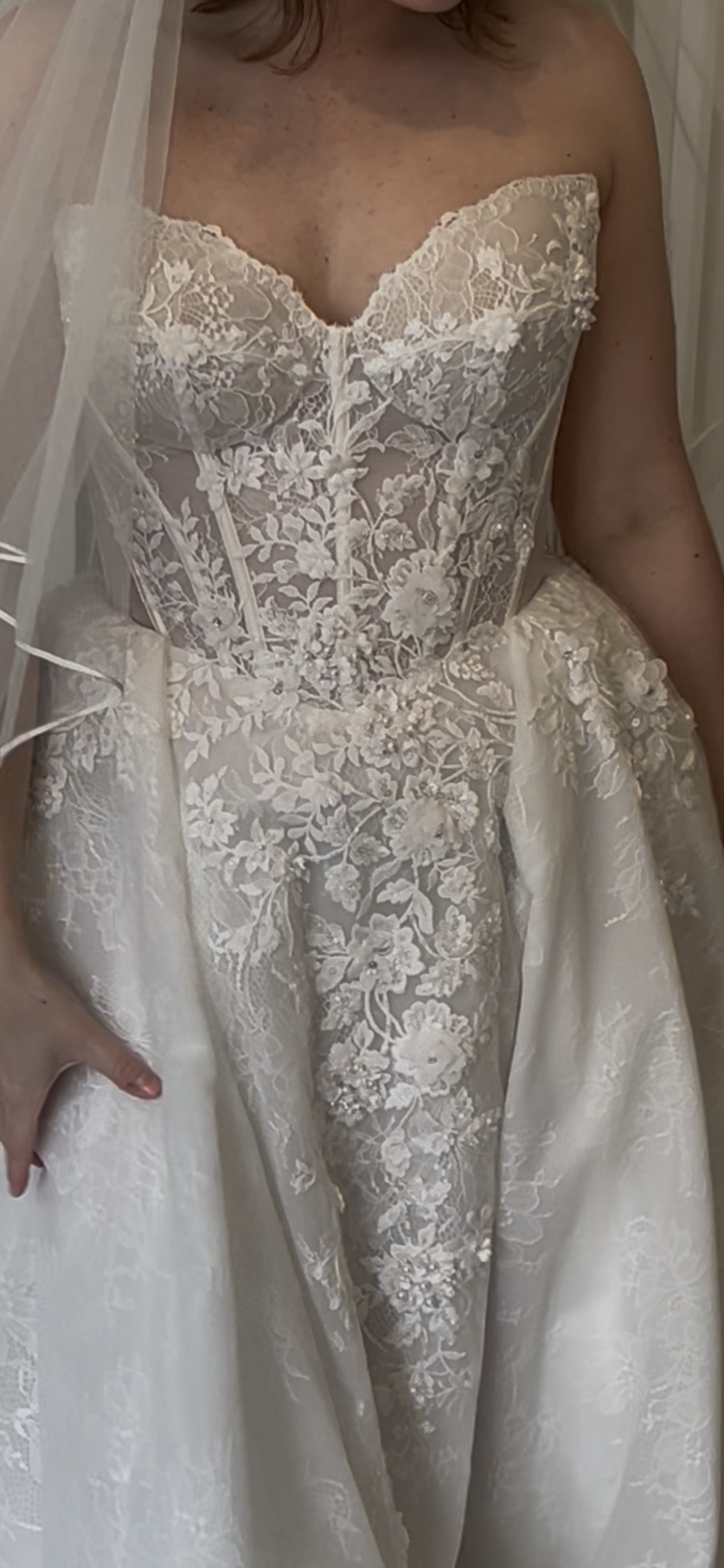 Eva Lendel | Wedding dress | Aline | C10099