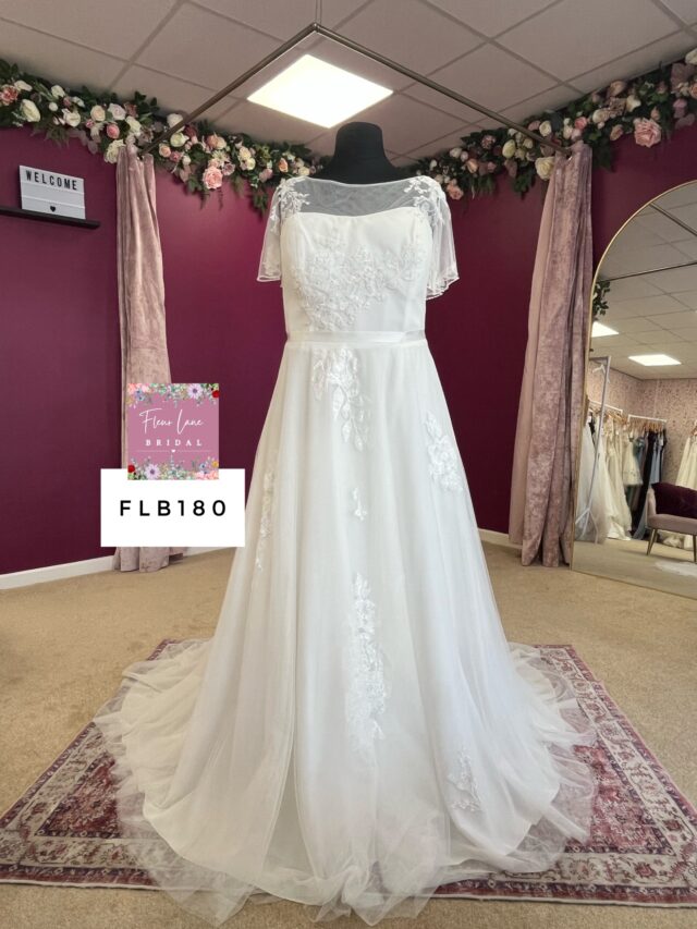 True Curves | Wedding Dress | A Line | FLB180