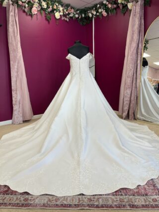 Essense of Australia | Wedding Dress | A Line | FLB174