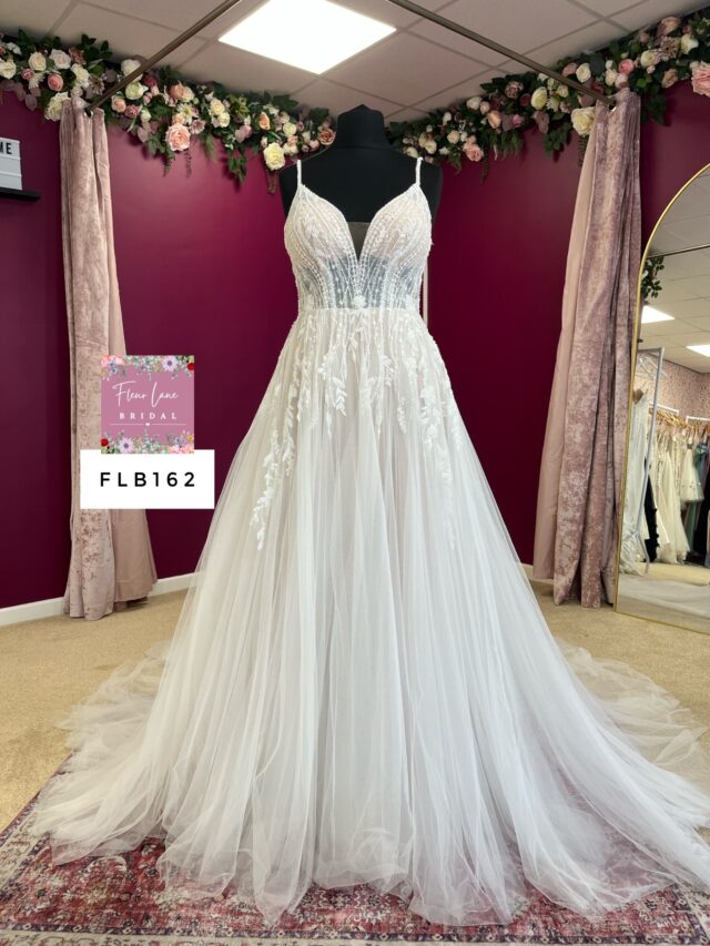 Essense of Australia | Wedding Dress | A Line | FLB162