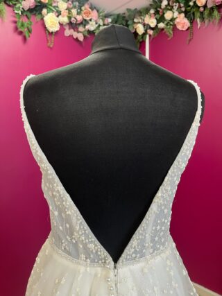 Essense of Australia | Wedding Dress | A Line | FLB164